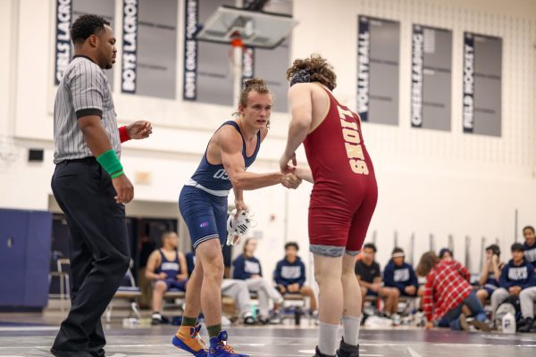 Navigation to Story: Wrestlers Get Ready To Dominate