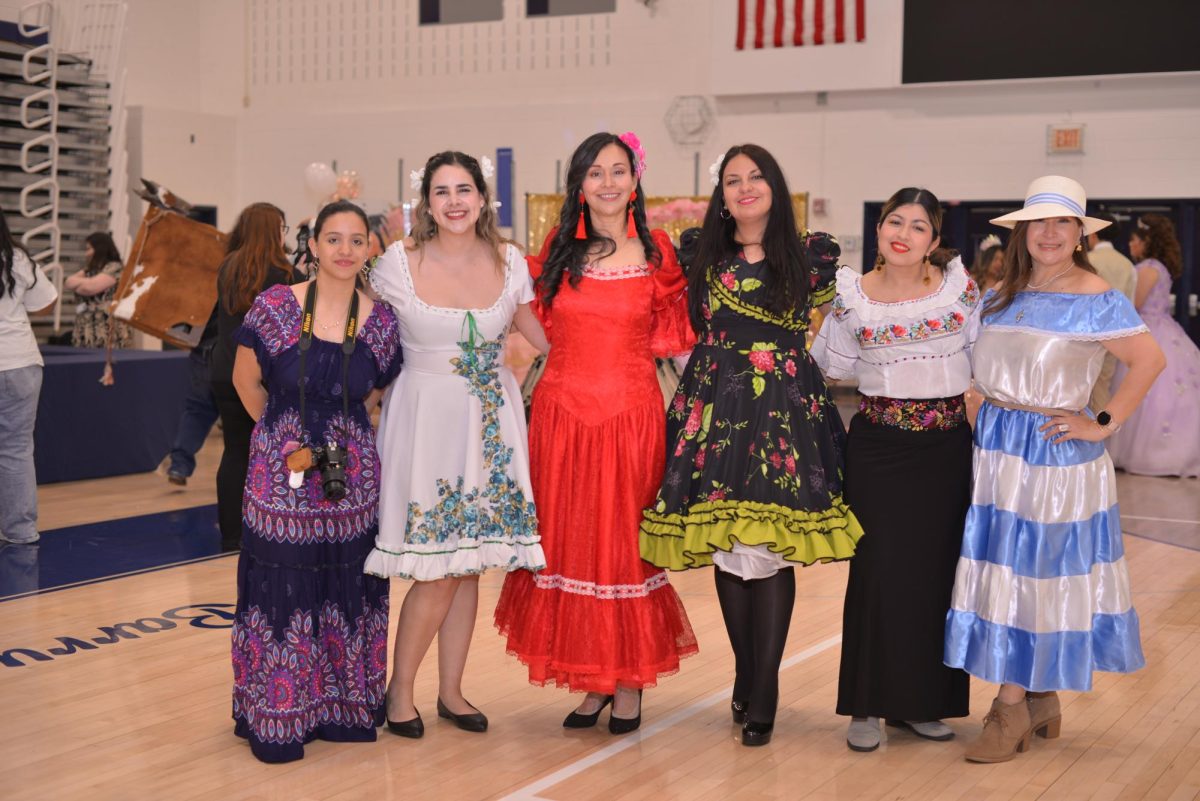 Students Embrace Culture With Osbourn's International Night